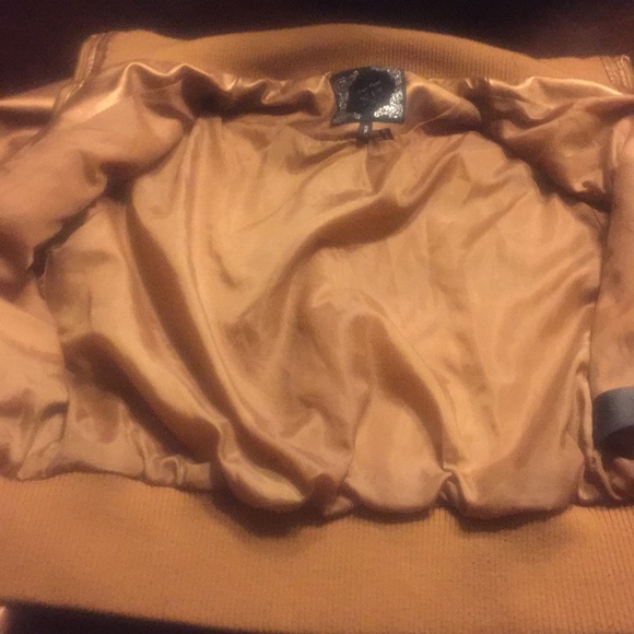 Jacket - Picture 4 of 5